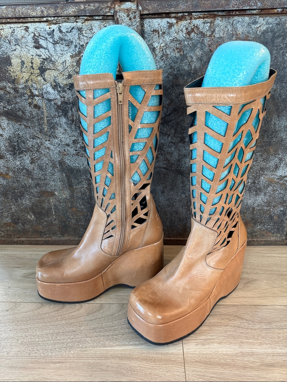Vtg Candies laser cut platform leather boots - Picture 2 of 12